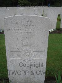 Etaples Military Cemetery - Forrest, Charles Frederick