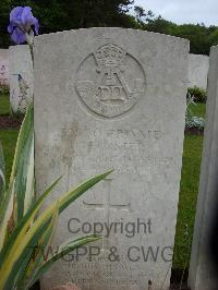 Etaples Military Cemetery - Forster, I J