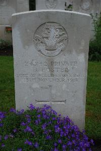 Etaples Military Cemetery - Foster, J