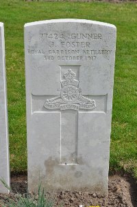 Etaples Military Cemetery - Foster, Joseph