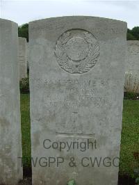 Etaples Military Cemetery - Foster, J