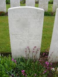 Etaples Military Cemetery - Fowler, A