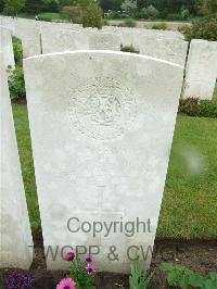 Etaples Military Cemetery - Fram, A B