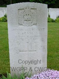 Etaples Military Cemetery - Francis, Vere
