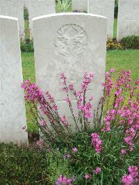Etaples Military Cemetery - Fraser, William