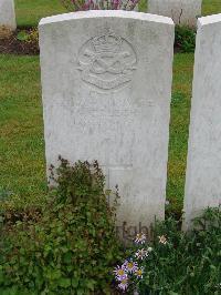 Etaples Military Cemetery - Freeth, Samuel