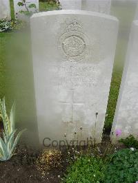 Etaples Military Cemetery - Friend, James