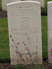 Etaples Military Cemetery - Fullbrook, Edward