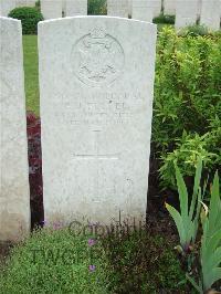 Etaples Military Cemetery - Fuller, Edwin John