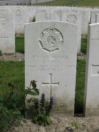 Etaples Military Cemetery - Fyfe, Thomas