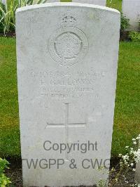 Etaples Military Cemetery - Galloway, E