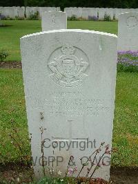 Etaples Military Cemetery - Galloway, Reginald Edgar Charles