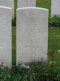 Etaples Military Cemetery - Gamble, A