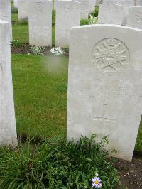 Etaples Military Cemetery - Garbett, E