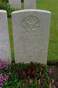 Etaples Military Cemetery - Garden, James Alexander Murray