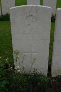 Etaples Military Cemetery - Geddes, George
