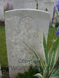 Etaples Military Cemetery - Gibb, George