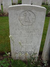 Etaples Military Cemetery - Gibbons, Sidney W.