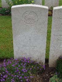 Etaples Military Cemetery - Gilbert, Joseph Gatcliffe