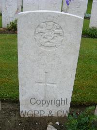 Etaples Military Cemetery - Gilbert, Thomas Edward