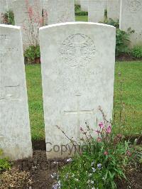 Etaples Military Cemetery - Gill, A