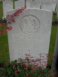 Etaples Military Cemetery - Gill, O