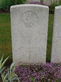 Etaples Military Cemetery - Goddard, Reginald Stanley