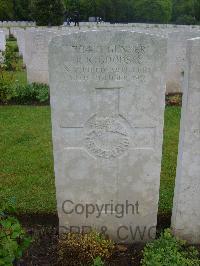 Etaples Military Cemetery - Goodsir, Raymond Knight