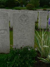 Etaples Military Cemetery - Gordon, A