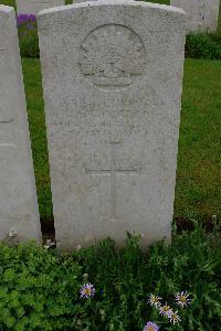 Etaples Military Cemetery - Gordon, Alan Keats