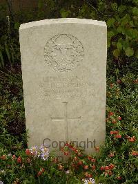 Etaples Military Cemetery - Gordon, William Hyde Eagleson