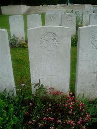 Etaples Military Cemetery - Gough, J