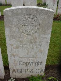 Etaples Military Cemetery - Grant, William
