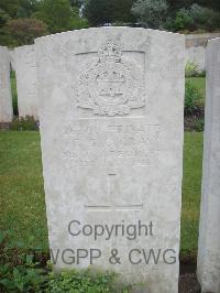 Etaples Military Cemetery - Gray, Cecil George Cuthbert