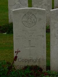 Etaples Military Cemetery - Gray, J