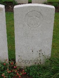 Etaples Military Cemetery - Greenan, G