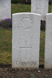 Etaples Military Cemetery - Greer, G S