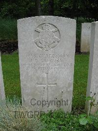 Etaples Military Cemetery - Gregory, J F