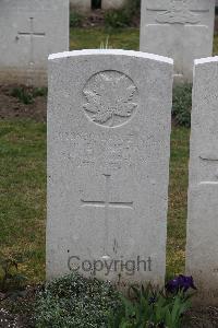 Etaples Military Cemetery - Griffin, Forrest Berry