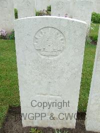 Etaples Military Cemetery - Griffin, Patrick Leo