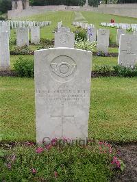 Etaples Military Cemetery - Gripper, Edward Cutbush