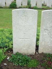 Etaples Military Cemetery - Grover, Thomas