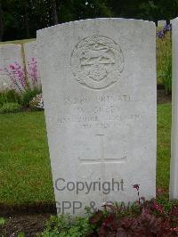 Etaples Military Cemetery - Gubby, W