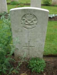 Etaples Military Cemetery - Gwyther, Edwin Thomas