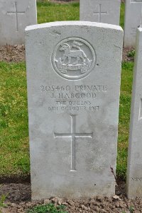 Etaples Military Cemetery - Habgood, J