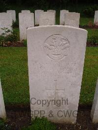 Etaples Military Cemetery - Hackney, Harold