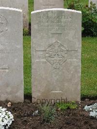 Etaples Military Cemetery - Haddon, John Joseph
