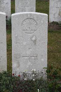 Etaples Military Cemetery - Haffenden, Wilfred John