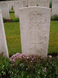 Etaples Military Cemetery - Haigh, Robert Hugh