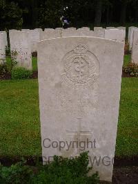 Etaples Military Cemetery - Hains, Cuthbert Henry